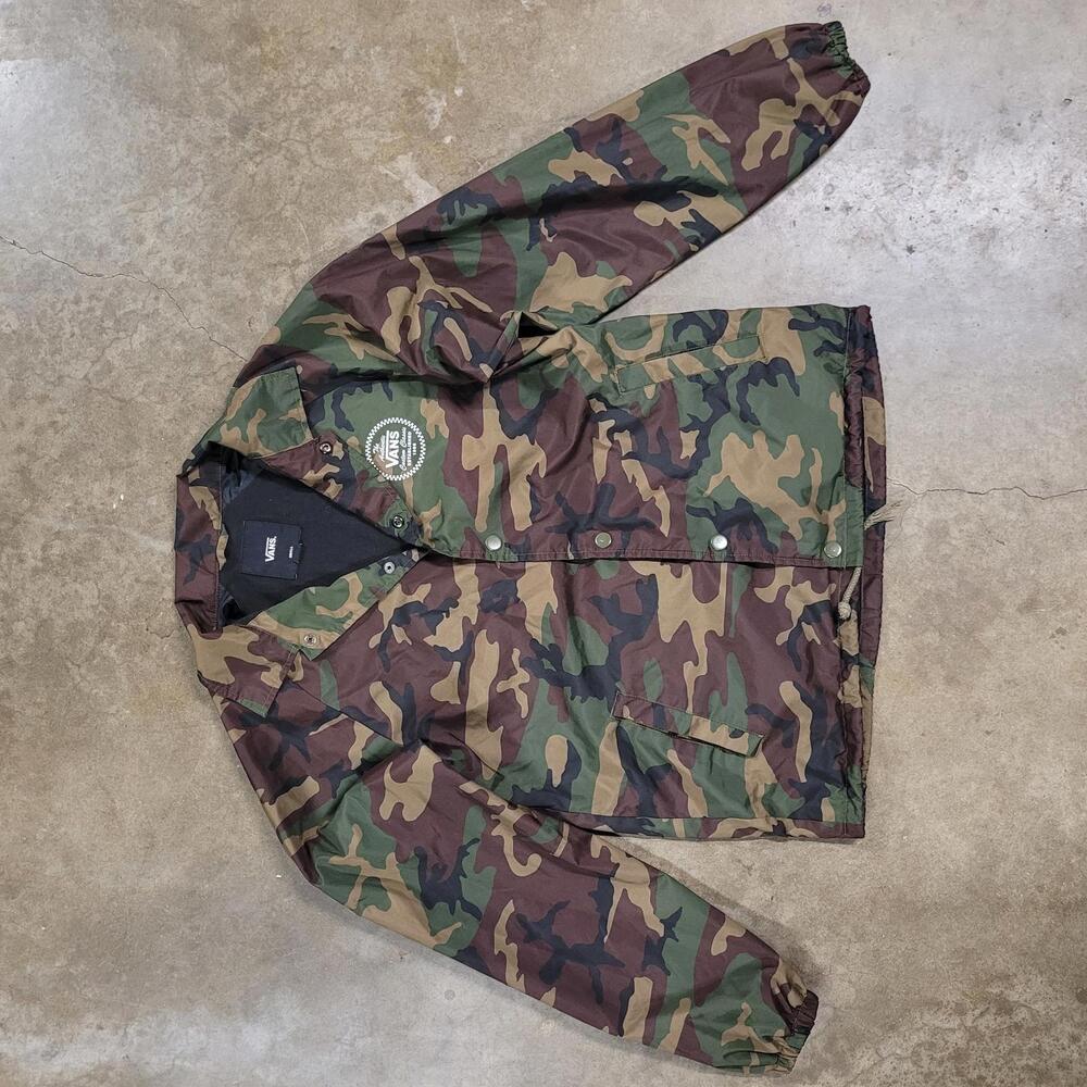 VANS Staff Camouflage Windbreaker Jacket